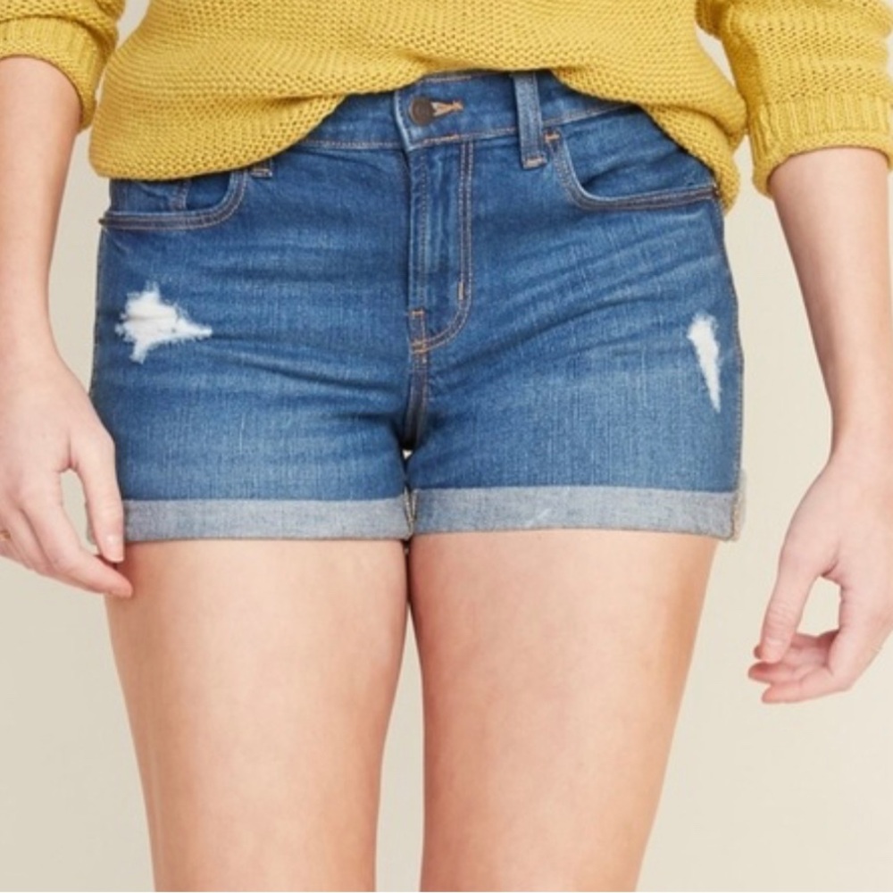 Old navy Denim mid rise boyfriend shorts
